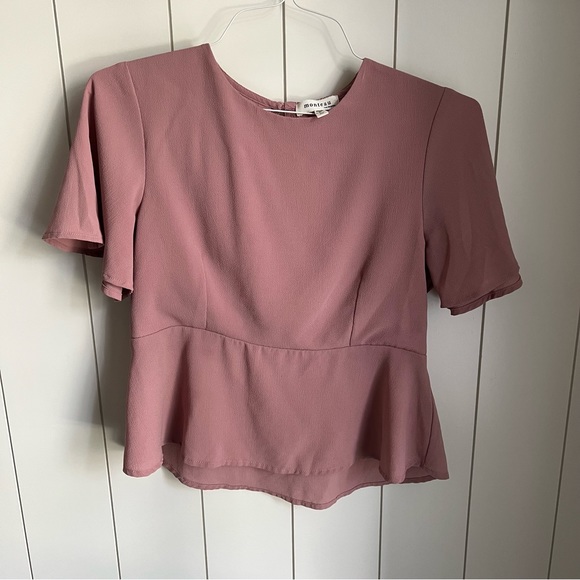 Monteau peplum style top - Picture 2 of 9